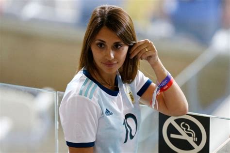 Antonela Roccuzzo Wiki, Age, Height, Net Worth, Job,。